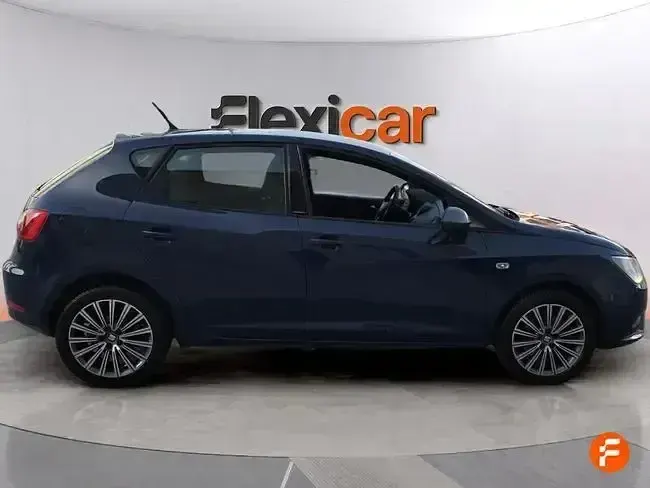 Usado Seat Ibiza CONNECT 110 CV (80 kW) 2016 Azul