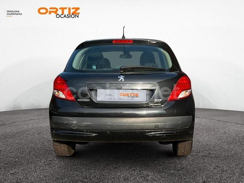 Usado Peugeot 207 Active 95 CV (69 kW) 2011 Negro Berlina