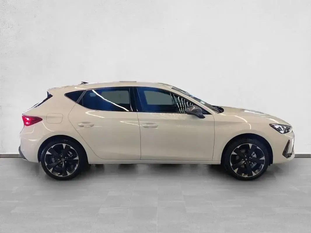 Nuevo Cupra Leon 150 CV (110 kW) 2026 Blanco Utilitario