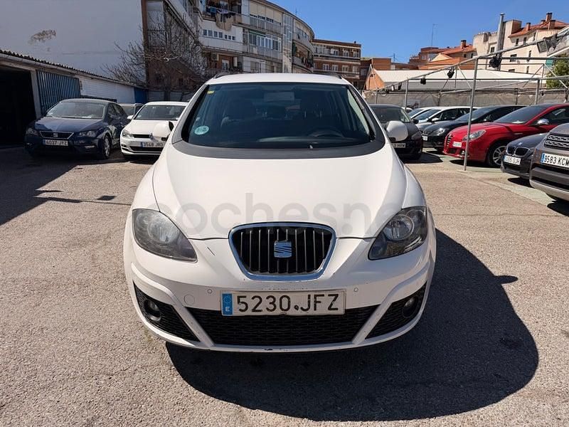 Usado Seat Altea XL I-Tech 105 CV (77 kW) 2015 Blanco Monovolumen