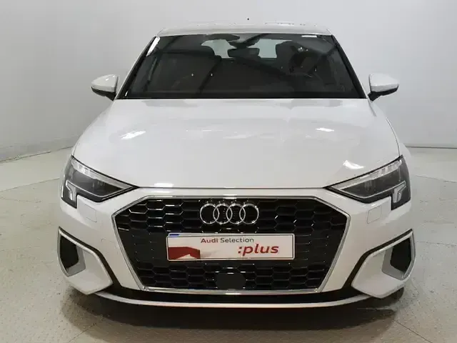 Usado Audi A3 116 CV (85 kW) 2023 Blanco Berlina