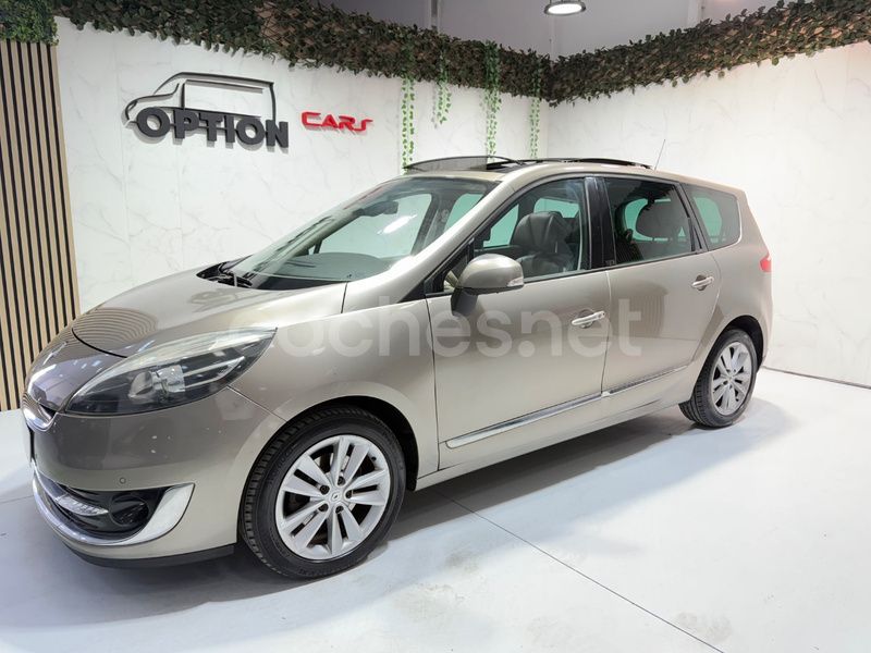 Beige Usado 2013 Renault Grand Scénic III Privilege Monovolumen | 7499 € (Precio justo) - Imagen 1/4
