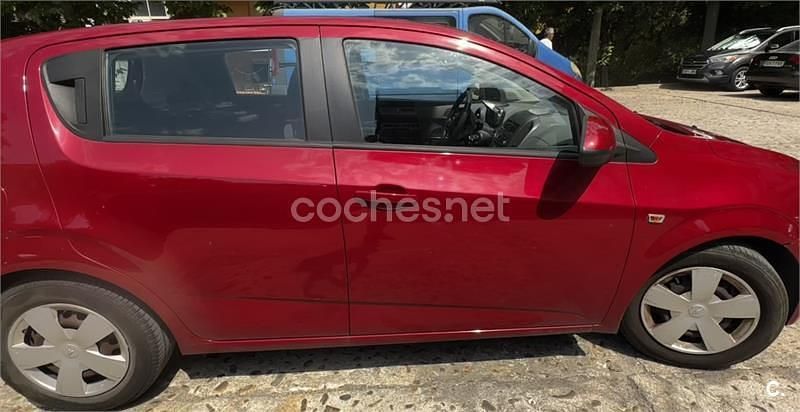 Rojo Usado 2013 Chevrolet Aveo LS Berlina | 4500 € (Precio justo) - Imagen 1/2