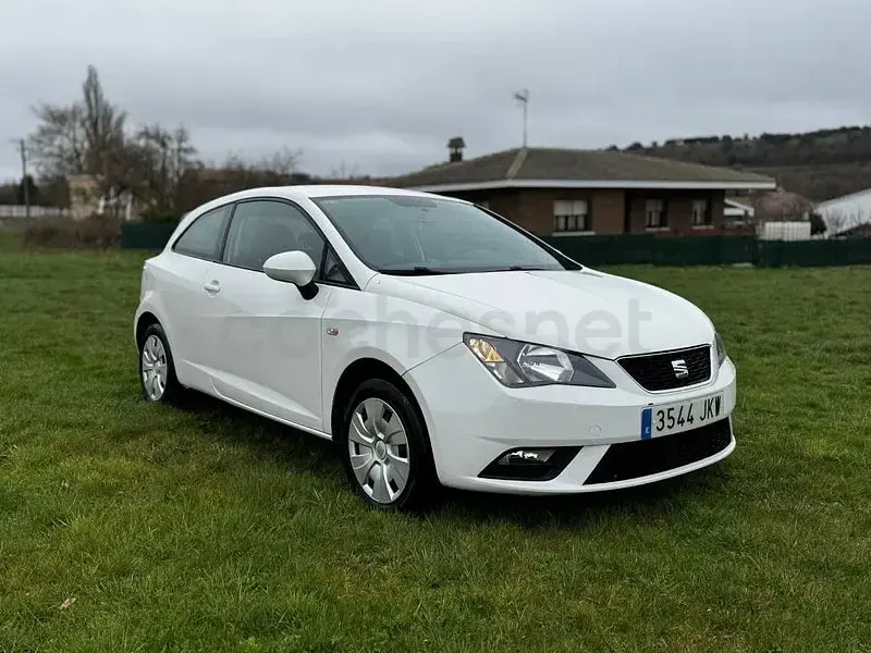 Usado Seat Ibiza SC Ecomotive 75 CV (55 kW) 2016 Blanco Utilitario
