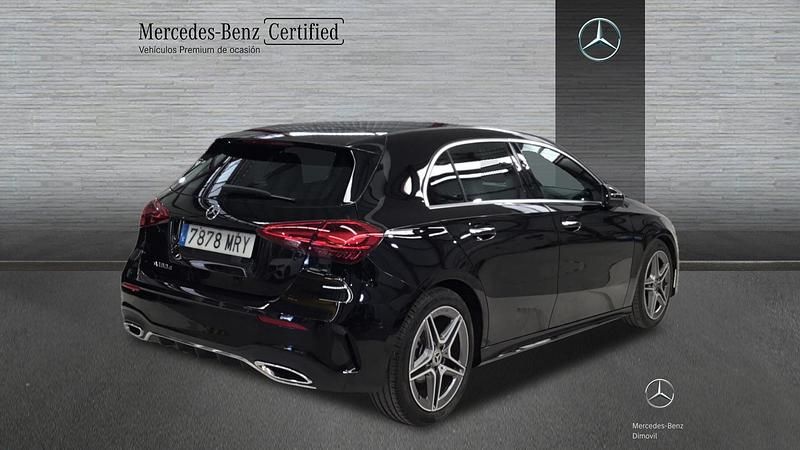 Usado Mercedes A180 AMG line 116 CV (85 kW) 2024 Negro Berlina