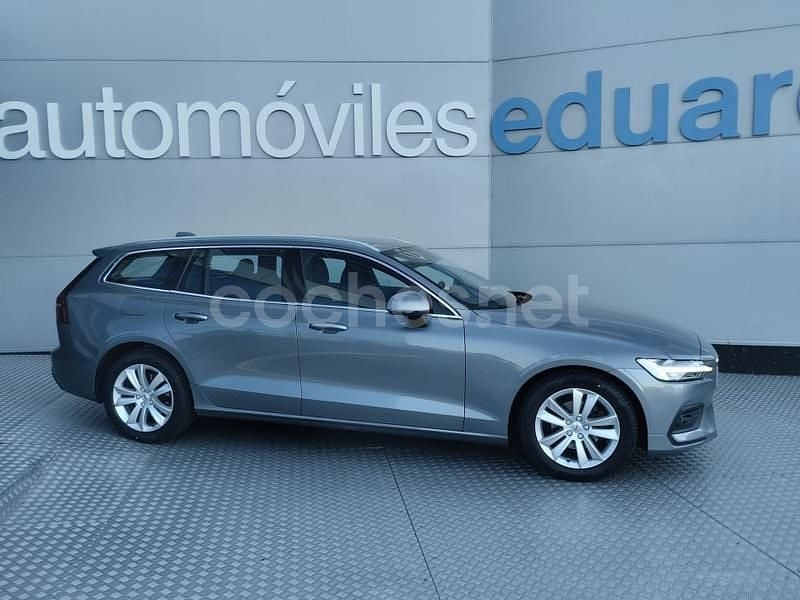 Gris / plata Usado 2020 Volvo V60 Momentum Familiar | 22.500 € (Buen precio) - Imagen 1/4