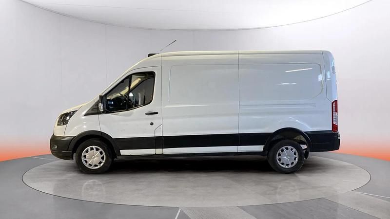 Usado Ford Transit 131 HP (96 kW) 2023 Branco Sedan