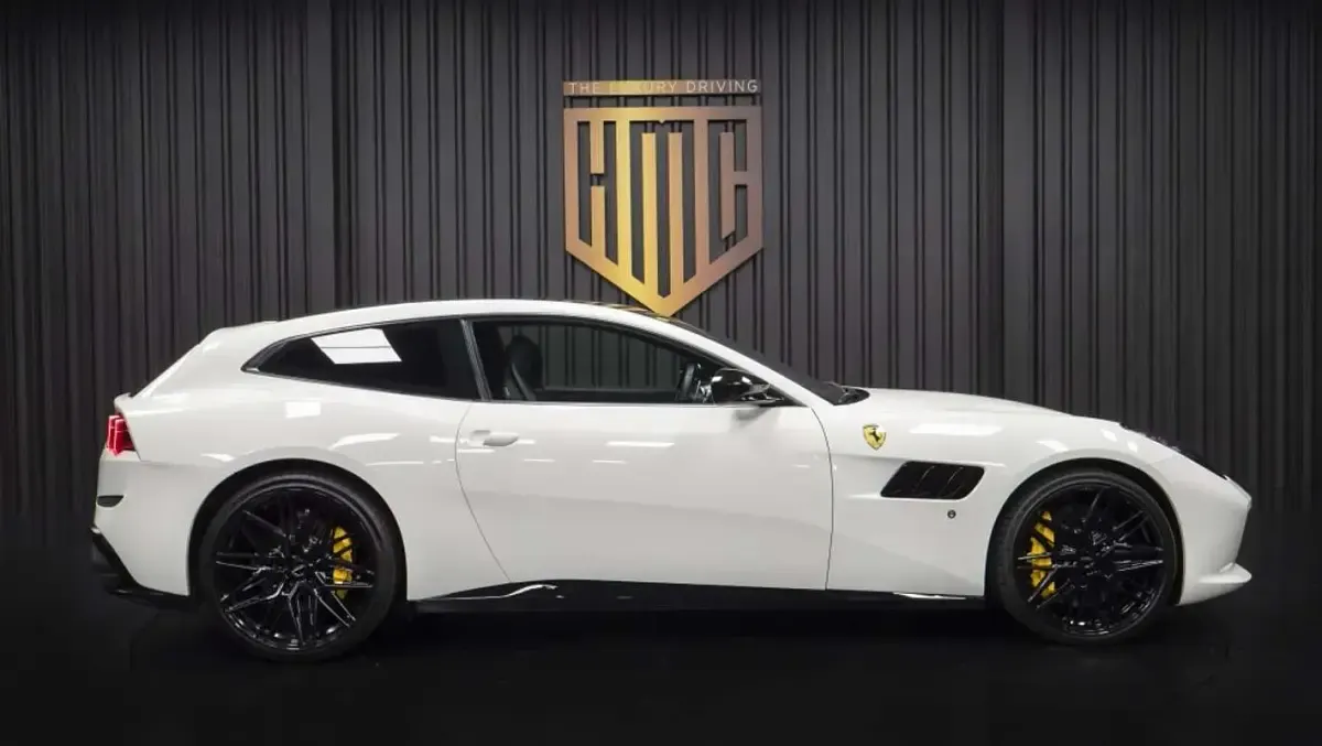 Usado Ferrari GTC4Lusso 690 CV (507 kW) 2020 Blanco Familiar
