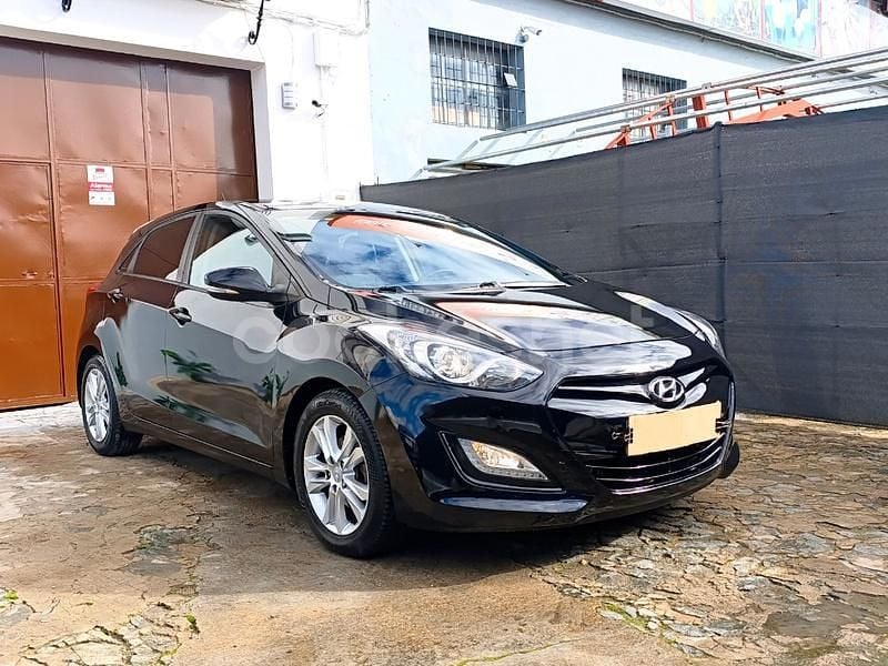 Negro Usado 2013 Hyundai i30 Sport Berlina | 8690 € (Precio justo) - Imagen 1/4