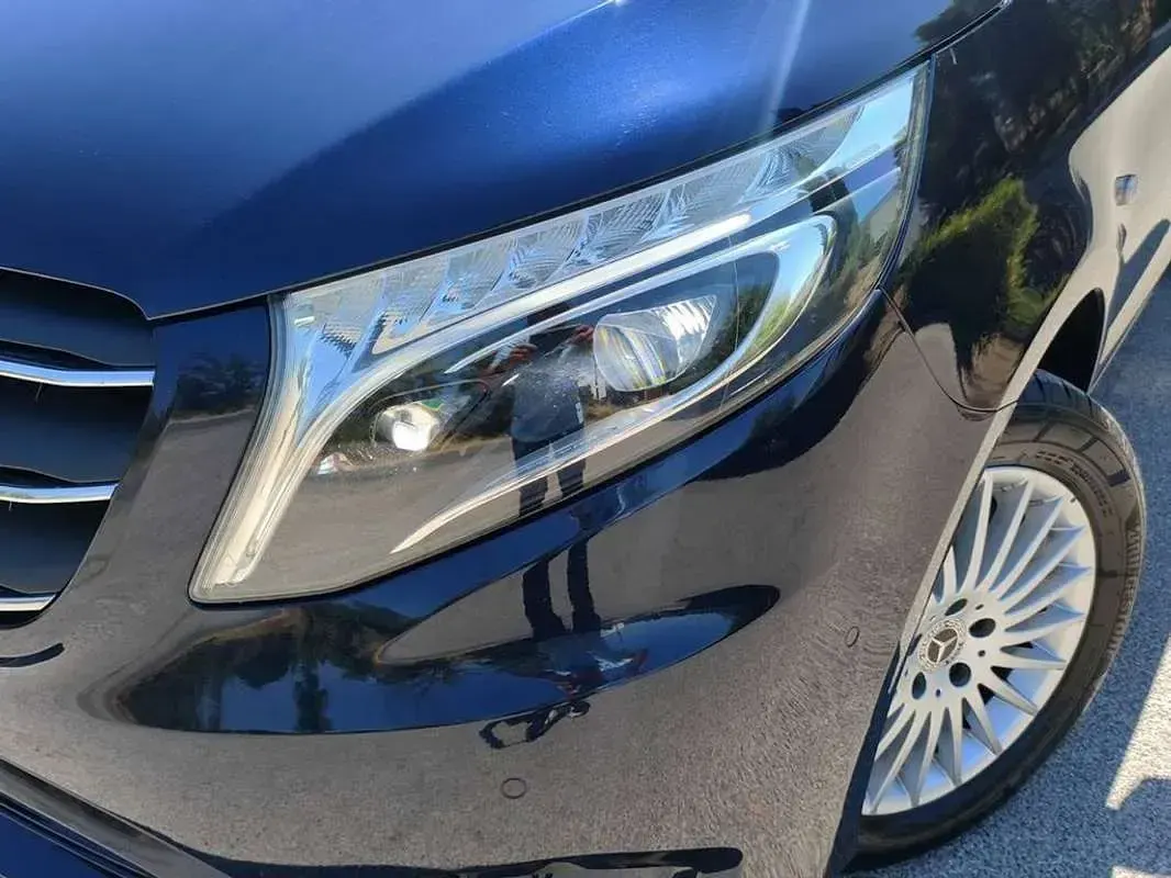 Usado Mercedes Vito 190 CV (139 kW) 2020 Azul Van