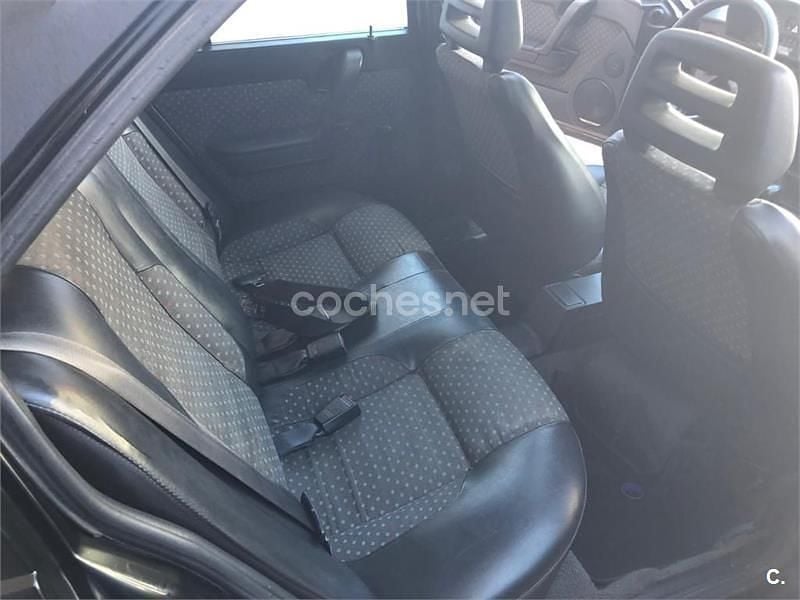 Usado Alfa Romeo 33 137 CV (100 kW) 1990 Negro Berlina