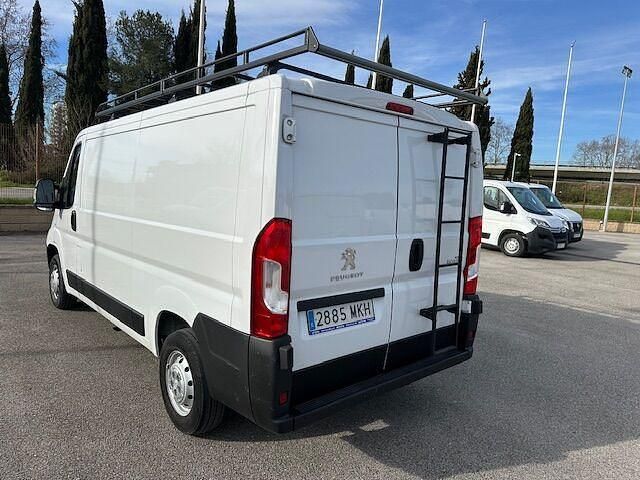 Usado Peugeot Boxer 140 CV (102 kW) 2023 Blanco Van