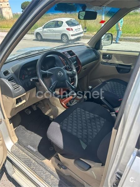 Usado Nissan Terrano 156 HP (114 kW) 2005 SUV