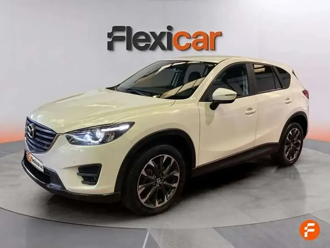 Usado Mazda CX-5 Luxury 150 CV (110 kW) 2015 Blanco SUV