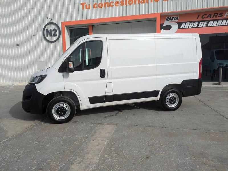 Blanco Usado 2022 Peugeot Boxer S Van | 13.990 € (Precio justo) - Imagen 1/4
