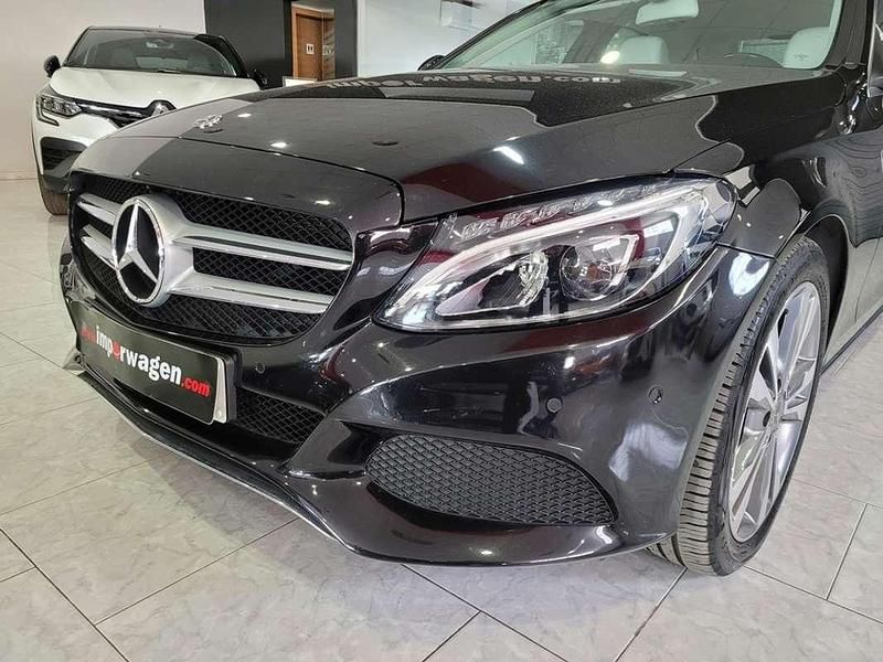 Usado Mercedes C220 170 CV (125 kW) 2018 Negro Berlina