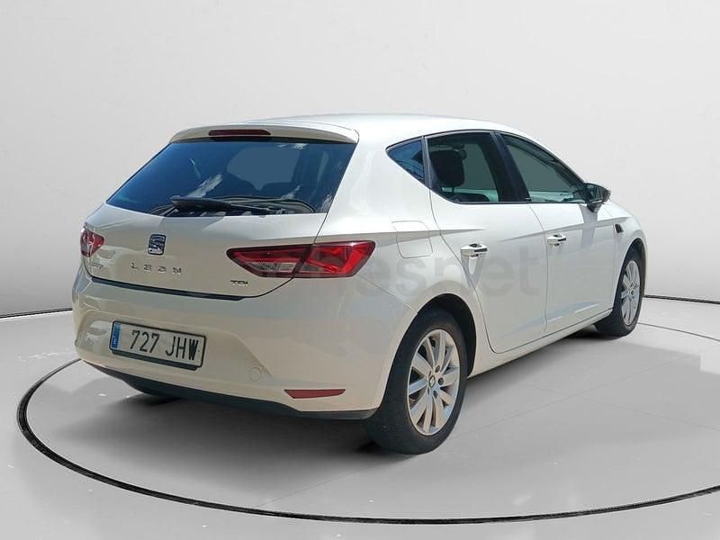 Usado Seat Leon Reference 111 CV (81 kW) 2015 Blanco Utilitario