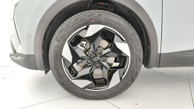 Usado Renault Captur Techno 145 HP (106 kW) 2025 Cinzento SUV