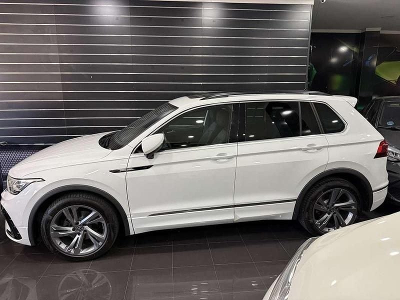 Usado VW Tiguan R-line 150 HP (110 kW) 2022 Branco SUV