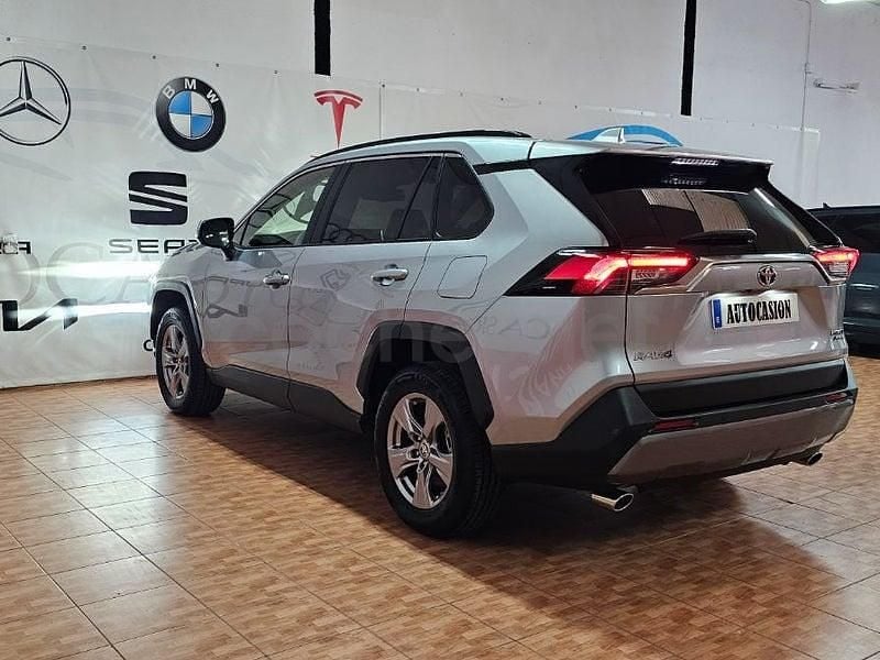 Usado Toyota RAV4 Hybrid Advance 222 CV (163 kW) 2022 Gris / plata SUV