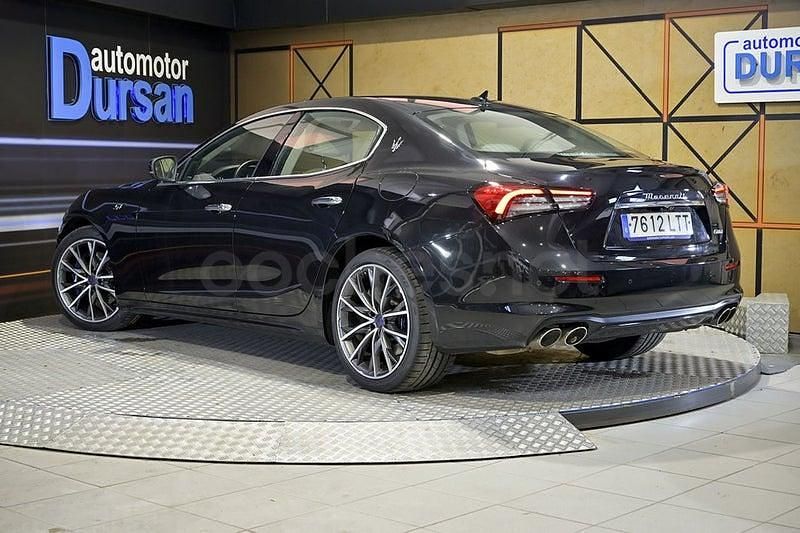 Usado Maserati Ghibli 330 CV (242 kW) 2021 Negro Berlina