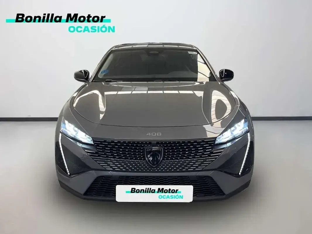 Usado Peugeot 408 Allure 179 CV (131 kW) 2025 Gris SUV