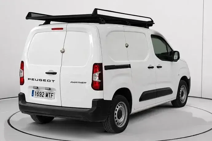 Usado Peugeot Partner 102 CV (75 kW) 2024 Monovolumen