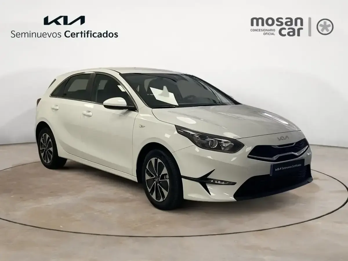 Nuevo Kia Ceed 100 CV (73 kW) 2025 Blanco Utilitario