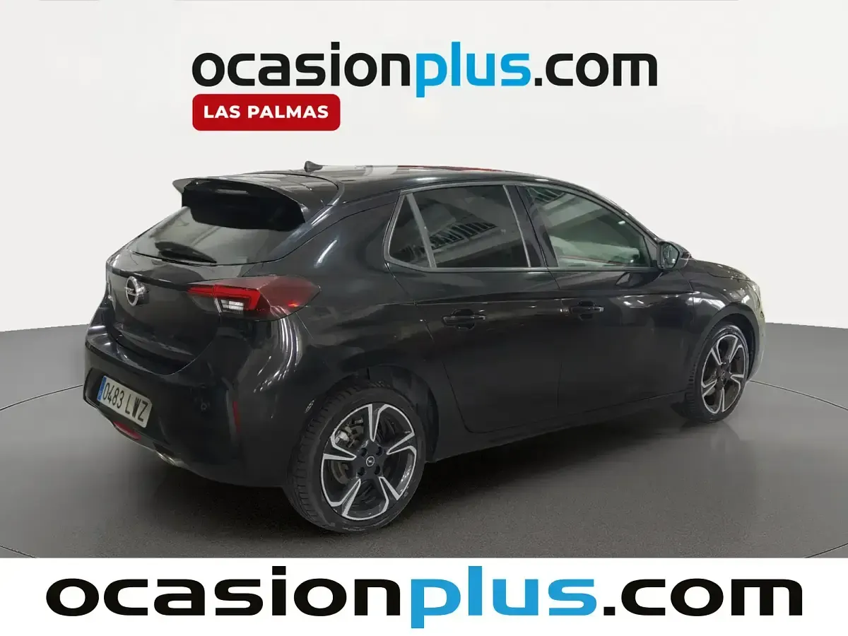 Usado Opel Corsa GS Line 130 CV (95 kW) 2022 Negro Utilitario