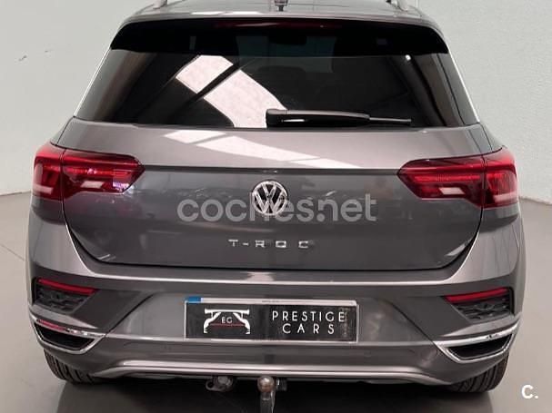 Usado VW T-Roc Advance 150 CV (110 kW) 2019 Gris / plata SUV