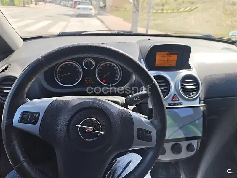 Usado Opel Corsa 85 CV (62 kW) 2011 Blanco Utilitario