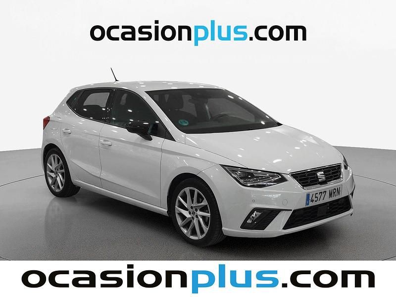 Usado Seat Ibiza FR 150 CV (110 kW) 2024 Blanco Utilitario
