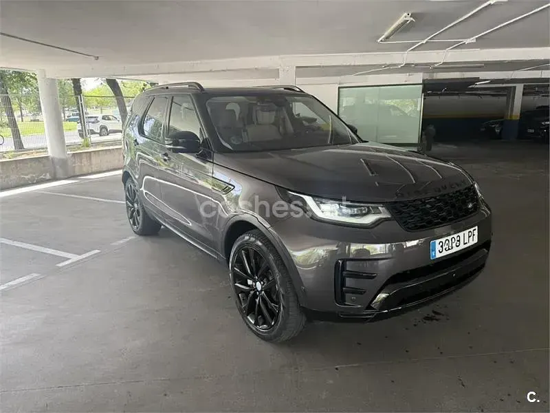Usado Land Rover Discovery HSE 300 CV (220 kW) 2021 Marrón SUV
