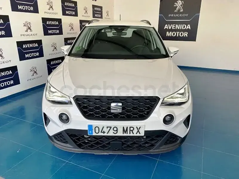 Usado Seat Arona Style 115 CV (84 kW) 2024 Blanco SUV
