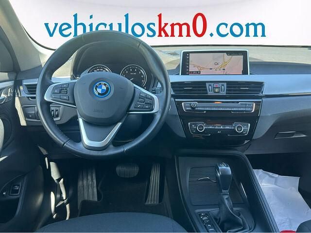 Usado BMW X1 Comfort Edition 220 CV (161 kW) 2022 Blanco SUV