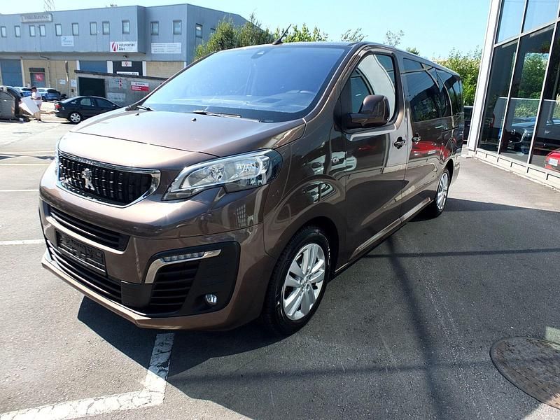 Usado Peugeot Traveller Business-Line 150 CV (110 kW) 2019 Marrón Monovolumen