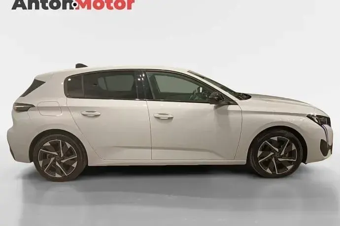 Usado Peugeot 308 Allure 130 CV (95 kW) 2024