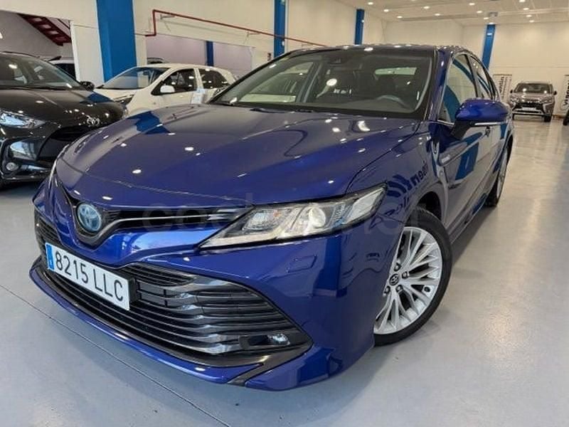 Usado Toyota Camry Advance 218 CV (160 kW) 2020 Azul Berlina