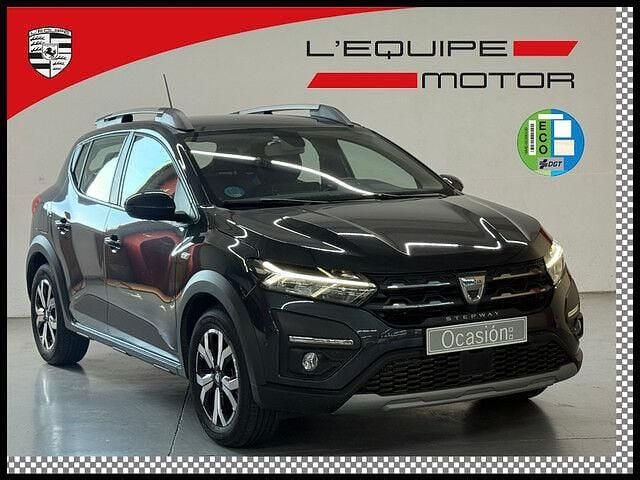 Gris / plata Usado 2021 Dacia Sandero Comfort Utilitario | 15.490 € (Precio justo) - Imagen 1/4