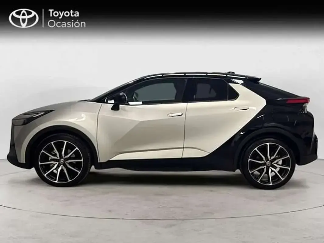 Usado Toyota C-HR Edition 223 CV (164 kW) 2024 Plateado SUV