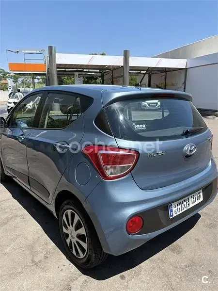 Usado Hyundai i10 66 CV (48 kW) 2018 Azul Utilitario