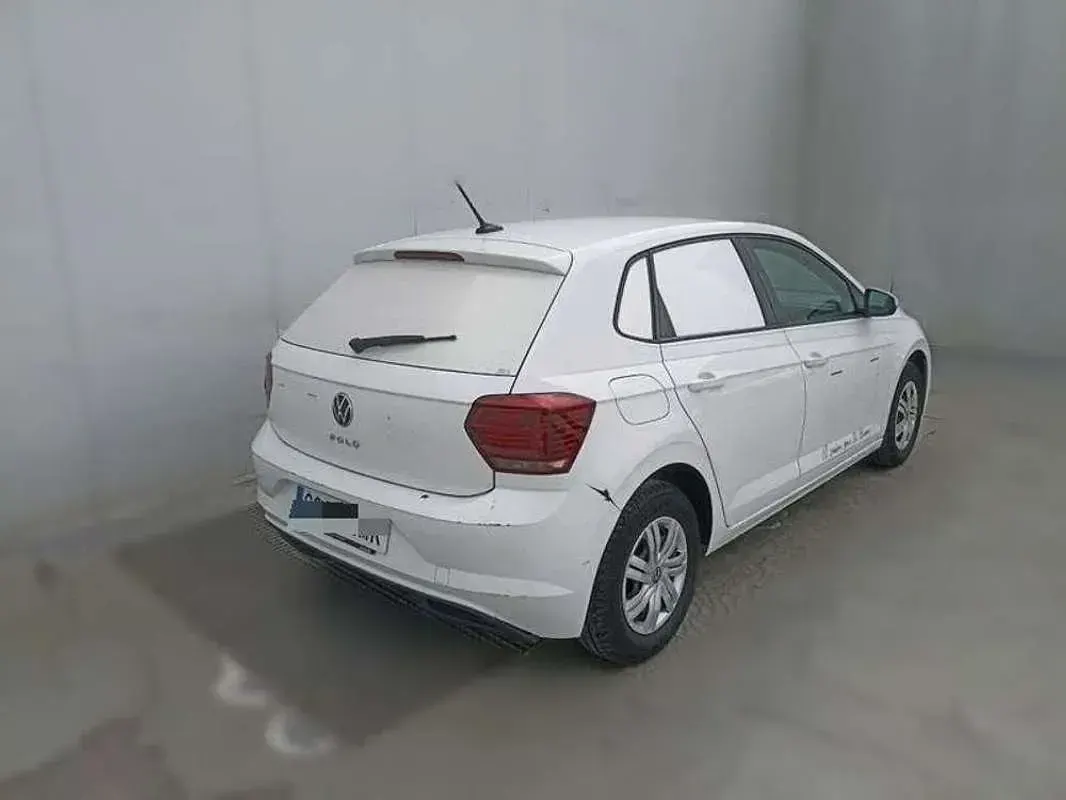 Usado VW Polo Edition 80 CV (58 kW) 2021 Blanco Utilitario