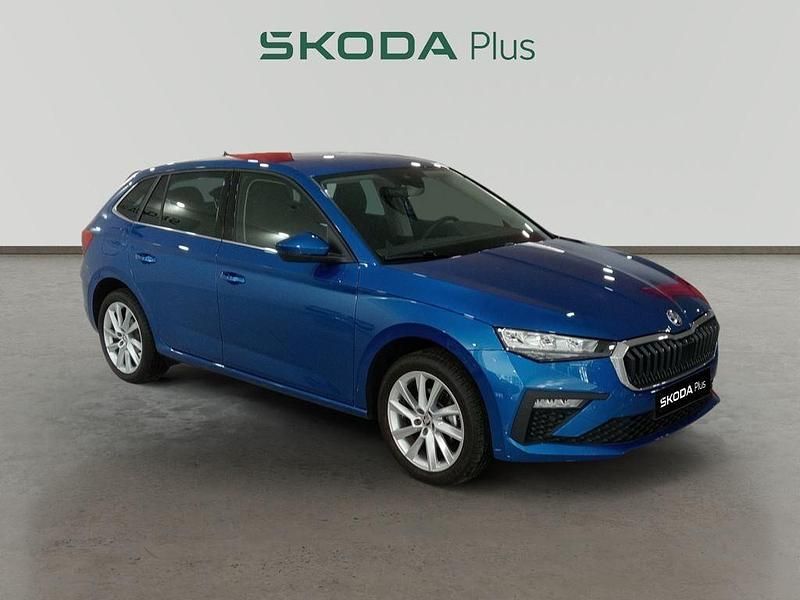 Azul Nuevo 2024 Skoda Scala Selection Utilitario | 23.390 € (Precio justo) - Imagen 1/4