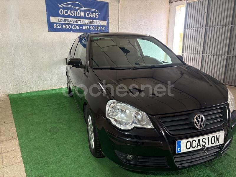 Usado VW Polo Sportline 80 CV (58 kW) 2007 Negro Berlina