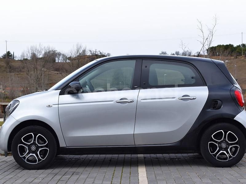 Usado Smart ForFour Prime 90 CV (66 kW) 2015 Gris / plata Utilitario