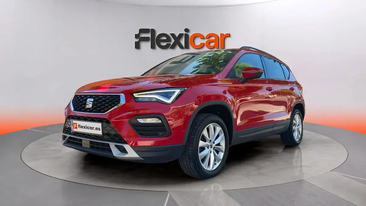 Usado Seat Ateca Style 150 CV (110 kW) 2023 Rojo SUV