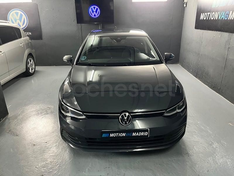 Usado VW Golf VII Advance 150 CV (110 kW) 2020 Gris / plata Berlina