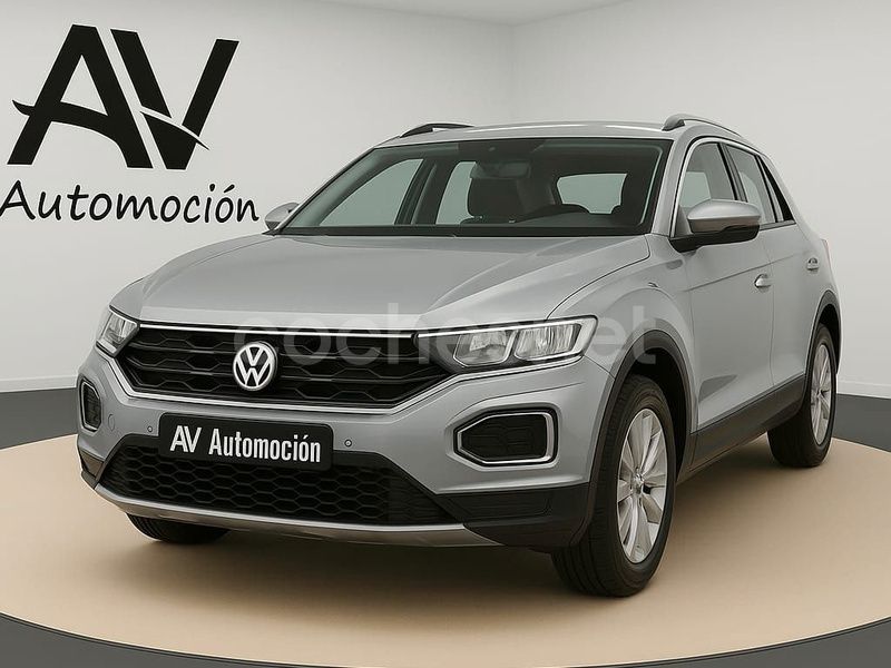 Gris / plata Usado 2024 VW T-Roc Life SUV | 19.990 € (Super precio) - Imagen 1/4