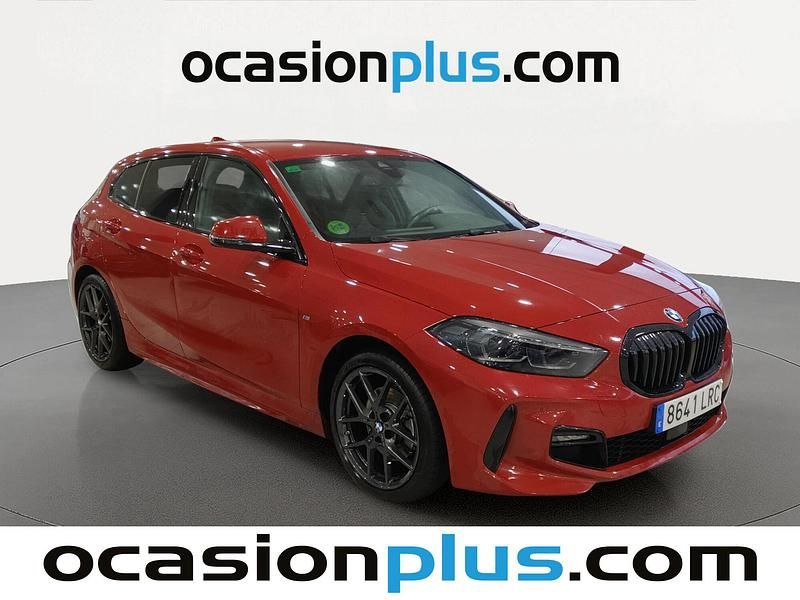 Usado BMW 118 136 CV (100 kW) 2021 Rojo Utilitario