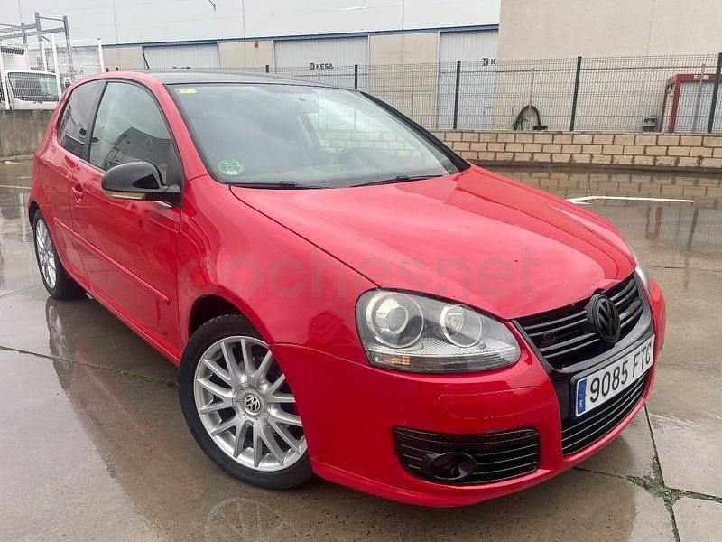 Usado VW Golf V GT 115 CV (84 kW) 2007 Rojo Berlina